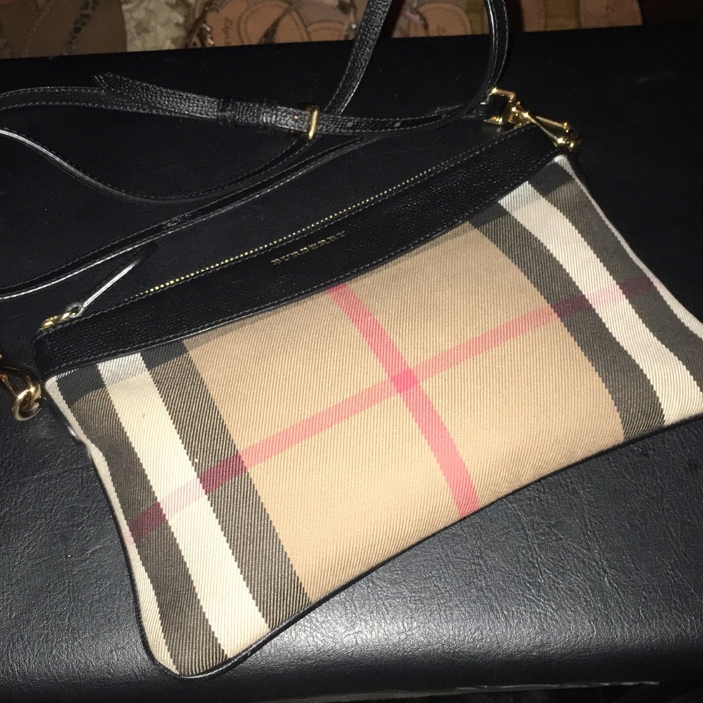 Burberry crossbody